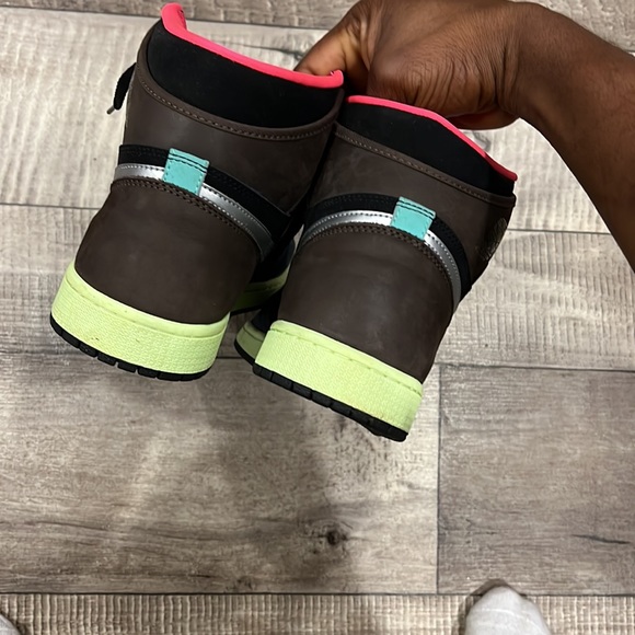 2020
Air Jordan 1 Retro High 'Tokyo Bio Hack' - Picture 4 of 10
